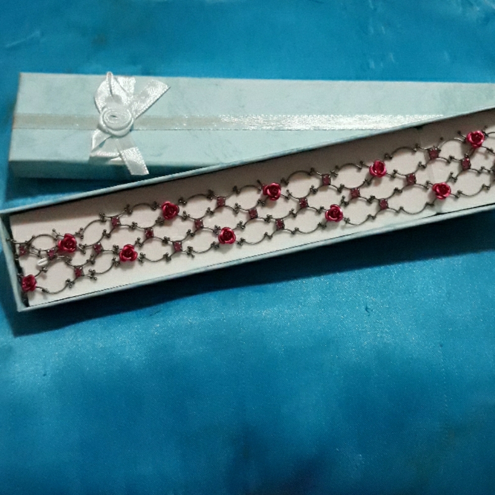 Rose and stud choker necklace